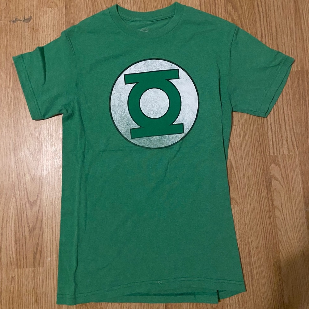 Tee shirt